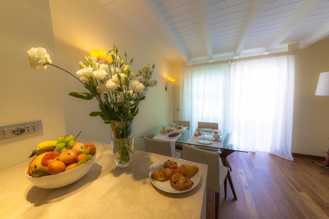 Bed and Breakfast Bronzino House Мілан Екстер'єр фото